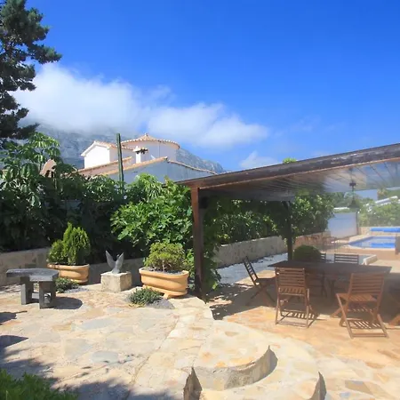 Dalia Villa *