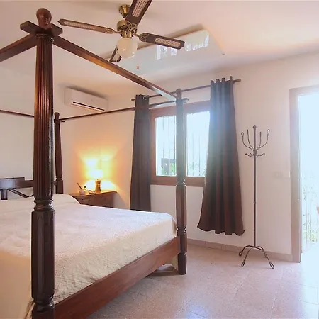 Dalia Villa